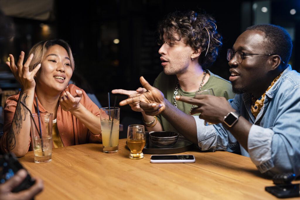 friends in discussion